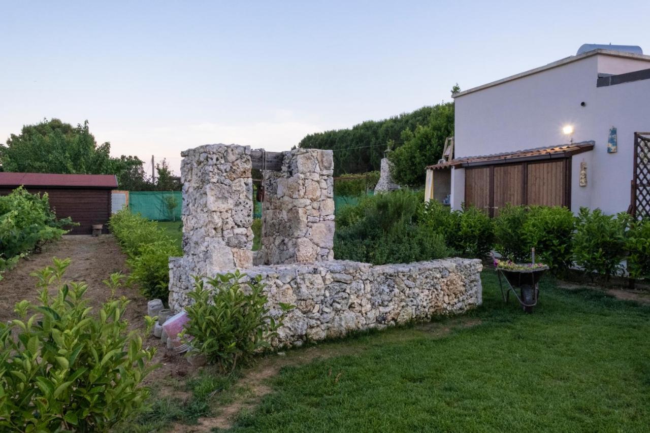 Bed and Breakfast A Lu Fanizza Cutrofiano Exterior foto