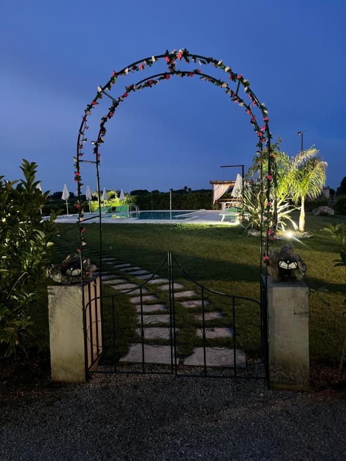 Bed and Breakfast A Lu Fanizza Cutrofiano Exterior foto